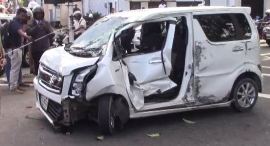One Dead, Four Injured in Fatal Borella Crash